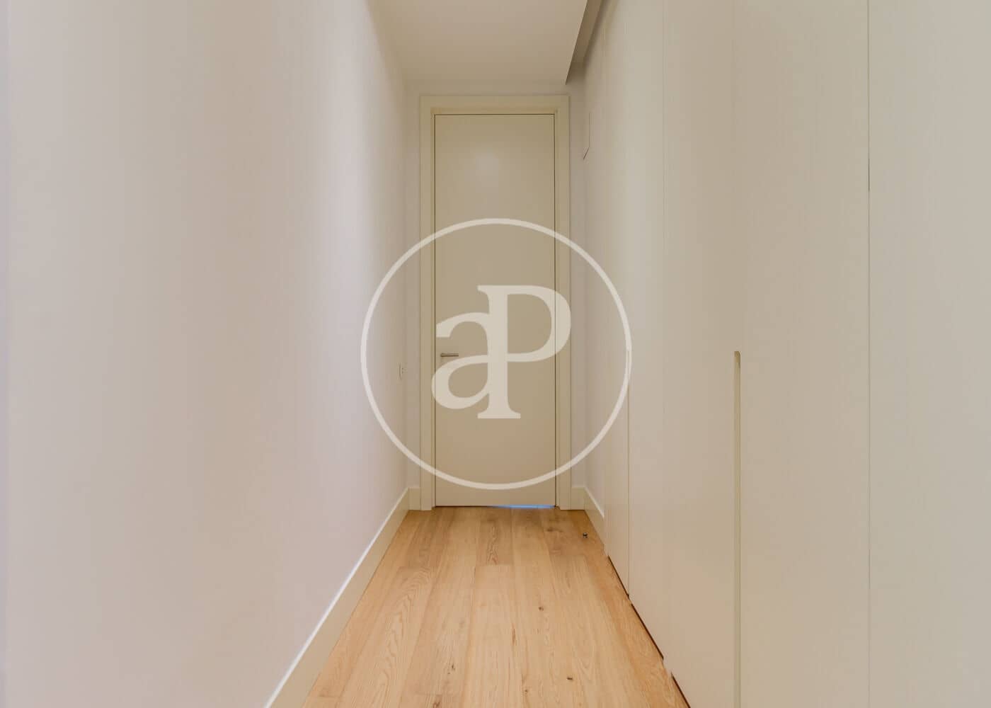 3 slaapkamer Appartement te huur in Madrid stad met garage - € 10.650 (Ref: 10131739)