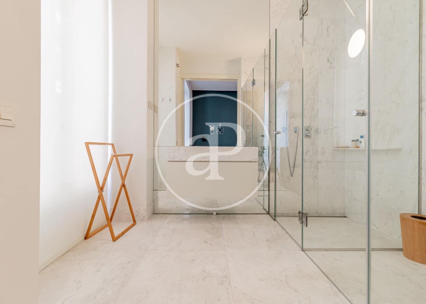 3 slaapkamer Appartement te huur in Madrid stad met garage - € 10.650 (Ref: 10131739)