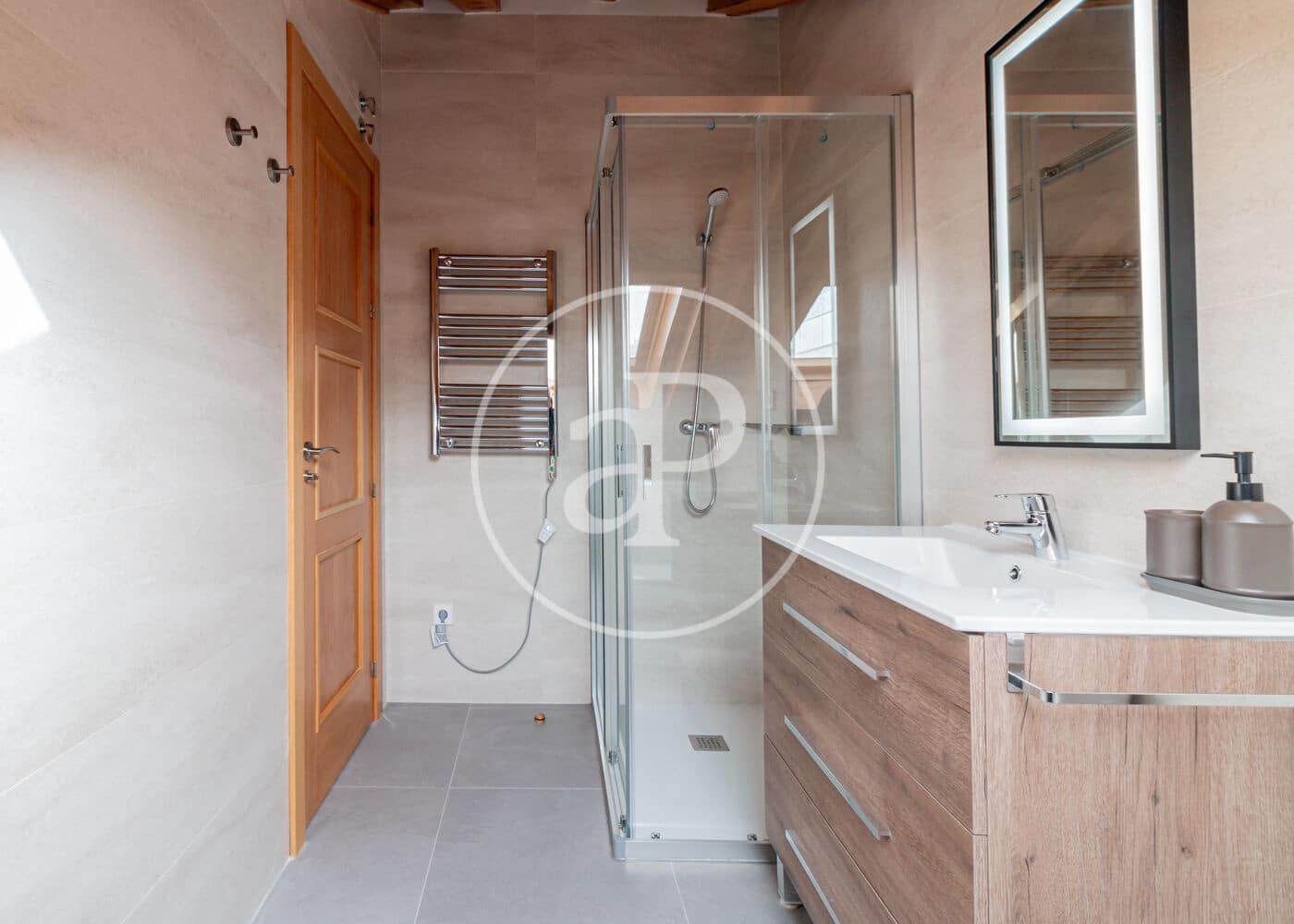 3 sypialnia Penthouse do wynajęcia w Miasto Madryt - 3 050 € (Ref: 10131740)