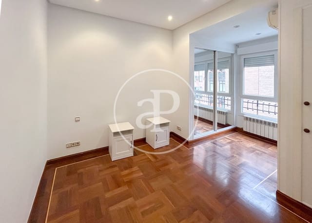 2 sypialnia Apartament na sprzedaż w Imperial, Miasto Madryt - 655 000 € (Ref: 10135978)