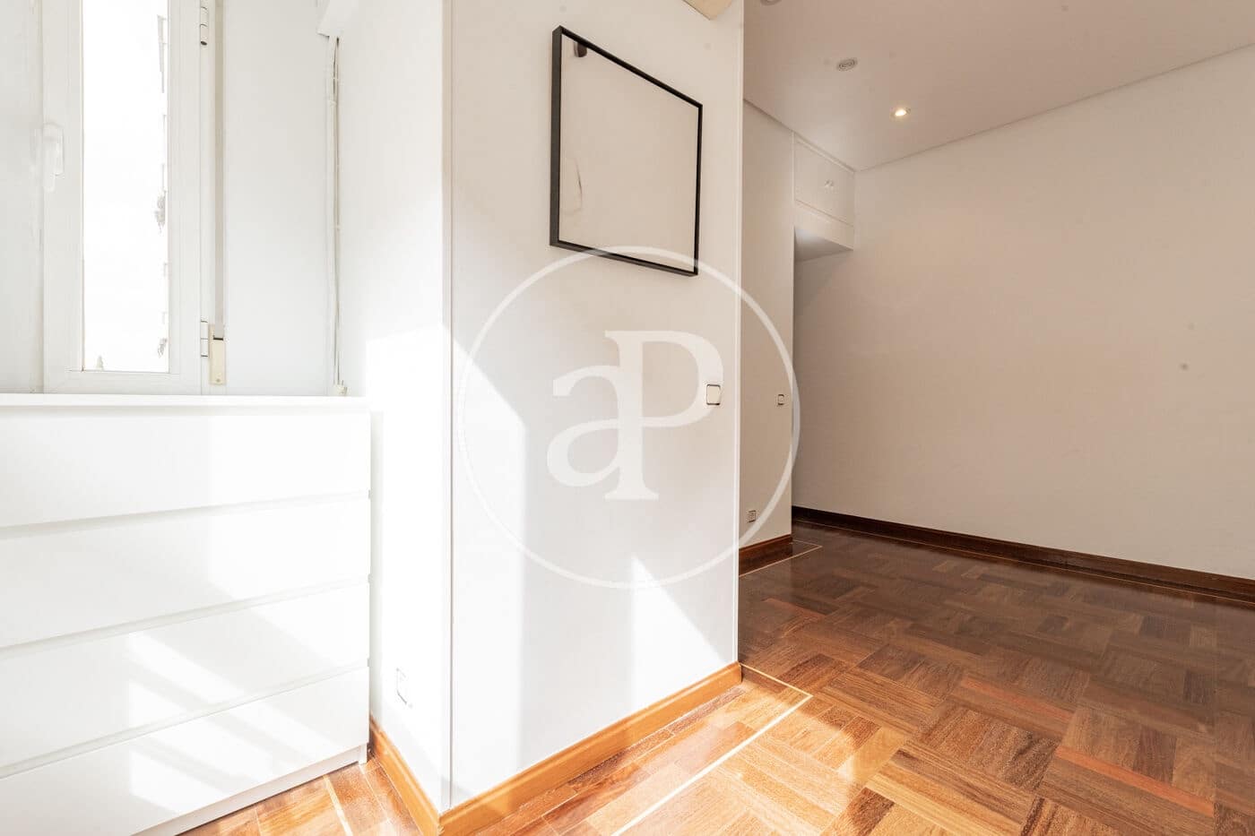 2 bedroom Apartment for sale in Madrid city - € 599,000 (Ref: 10135978)
