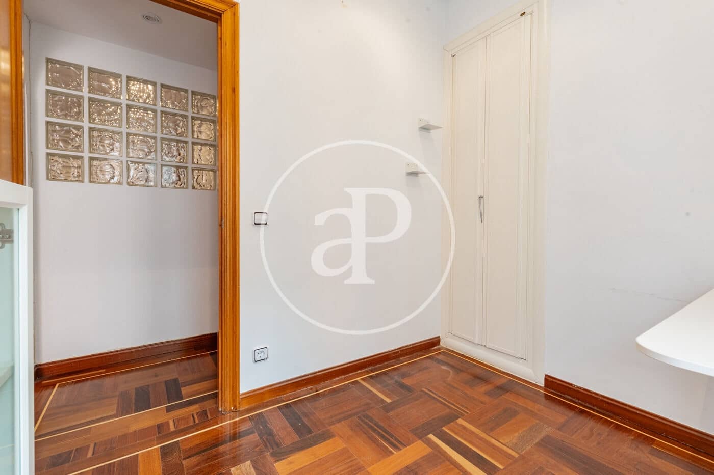 2 bedroom Apartment for sale in Madrid city - € 599,000 (Ref: 10135978)