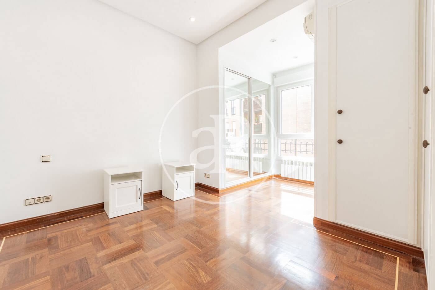 2 bedroom Apartment for sale in Madrid city - € 599,000 (Ref: 10135978)