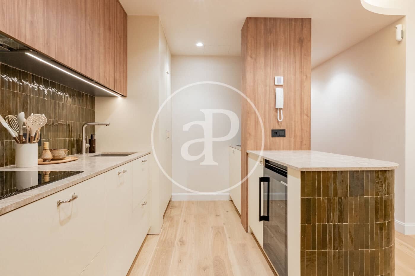 2 bedroom Apartment for sale in Madrid city - € 1,940,000 (Ref: 10135979)