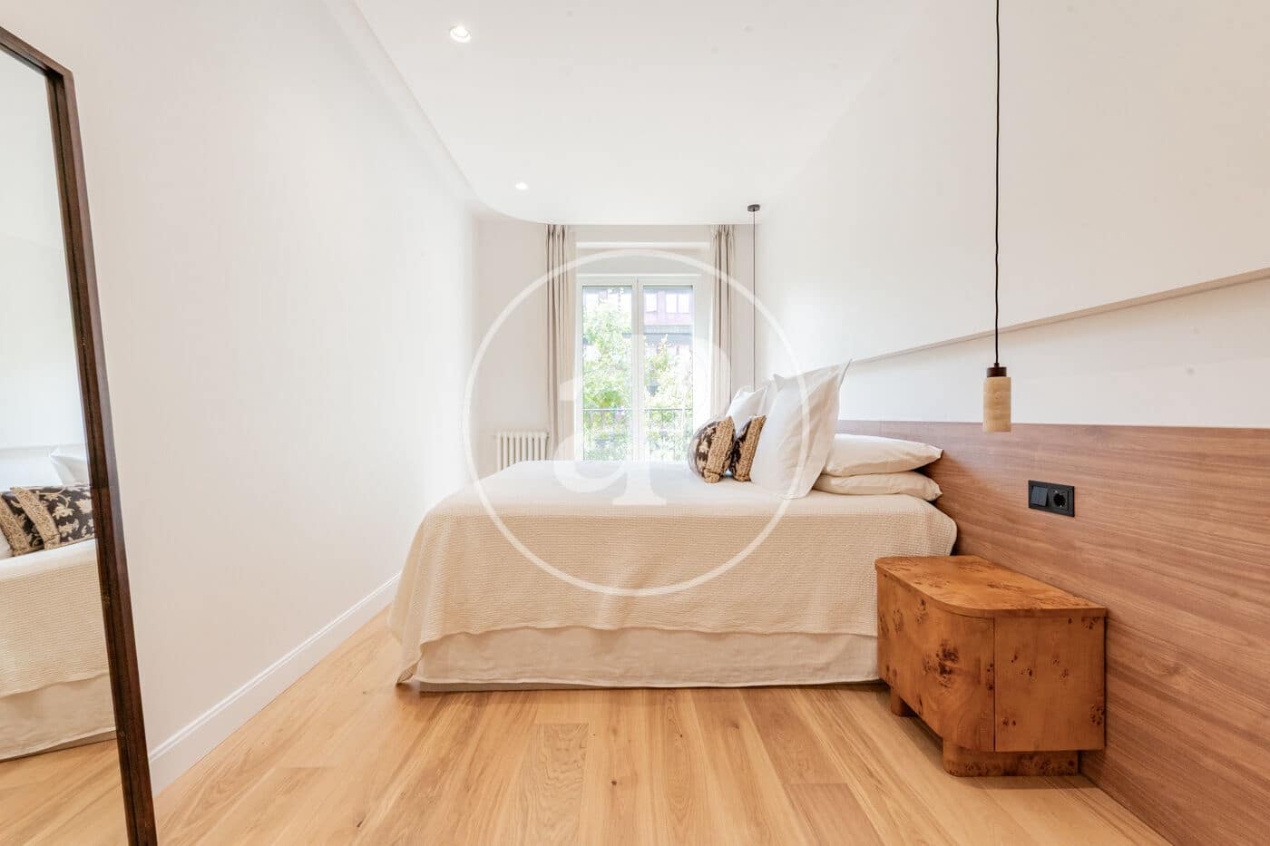 2 bedroom Apartment for sale in Madrid city - € 1,940,000 (Ref: 10135979)