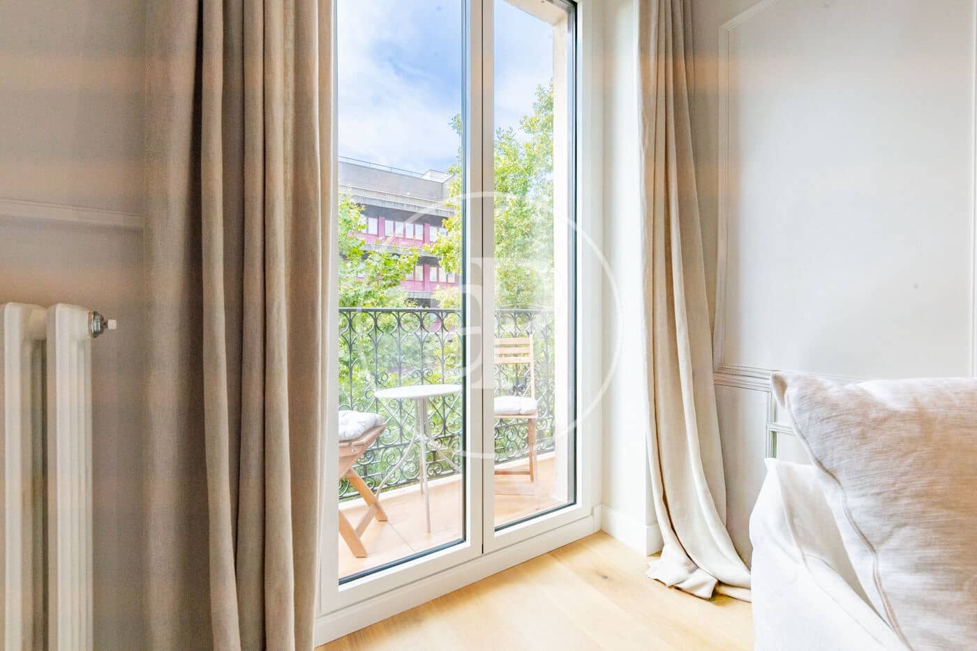 2 bedroom Apartment for sale in Madrid city - € 1,940,000 (Ref: 10135979)