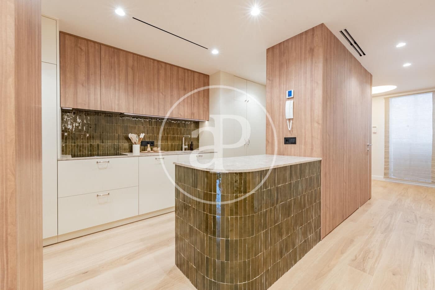 2 bedroom Apartment for sale in Madrid city - € 1,940,000 (Ref: 10135979)