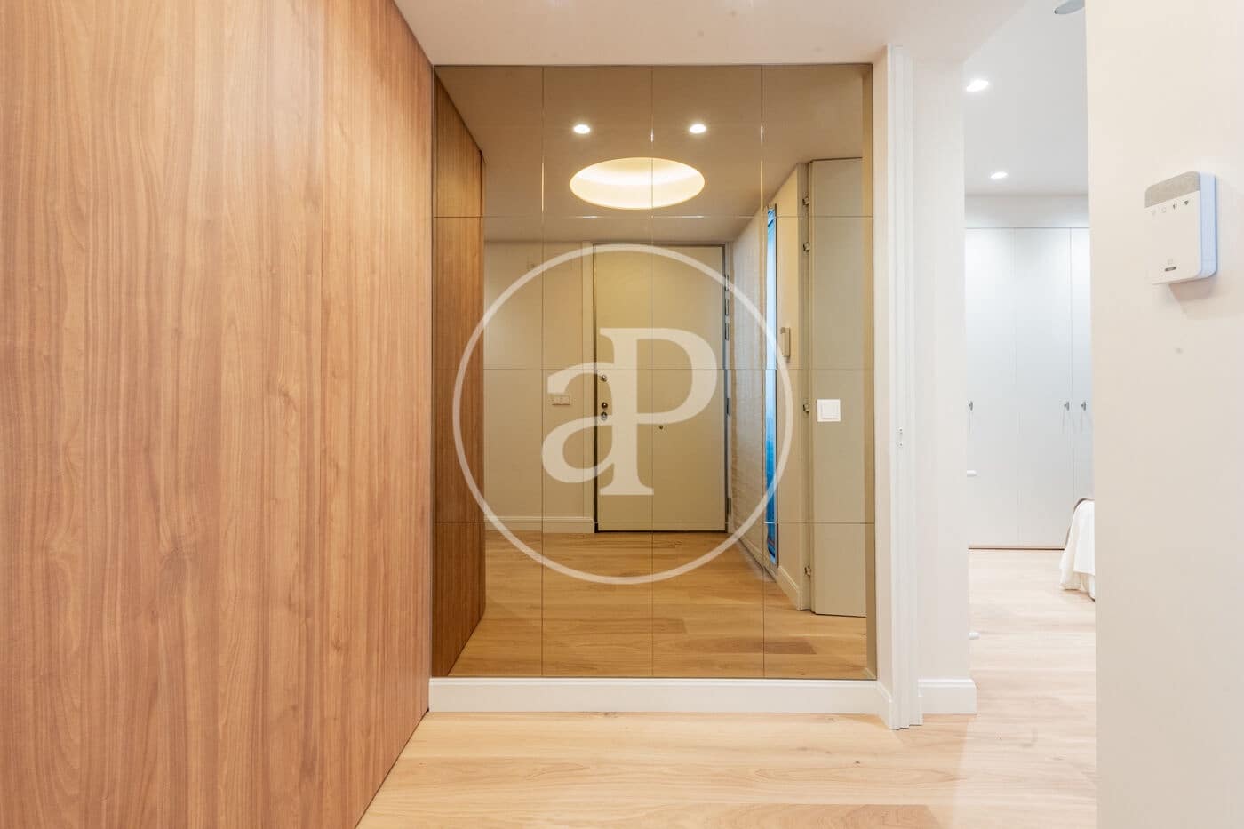 2 bedroom Apartment for sale in Madrid city - € 1,940,000 (Ref: 10135979)