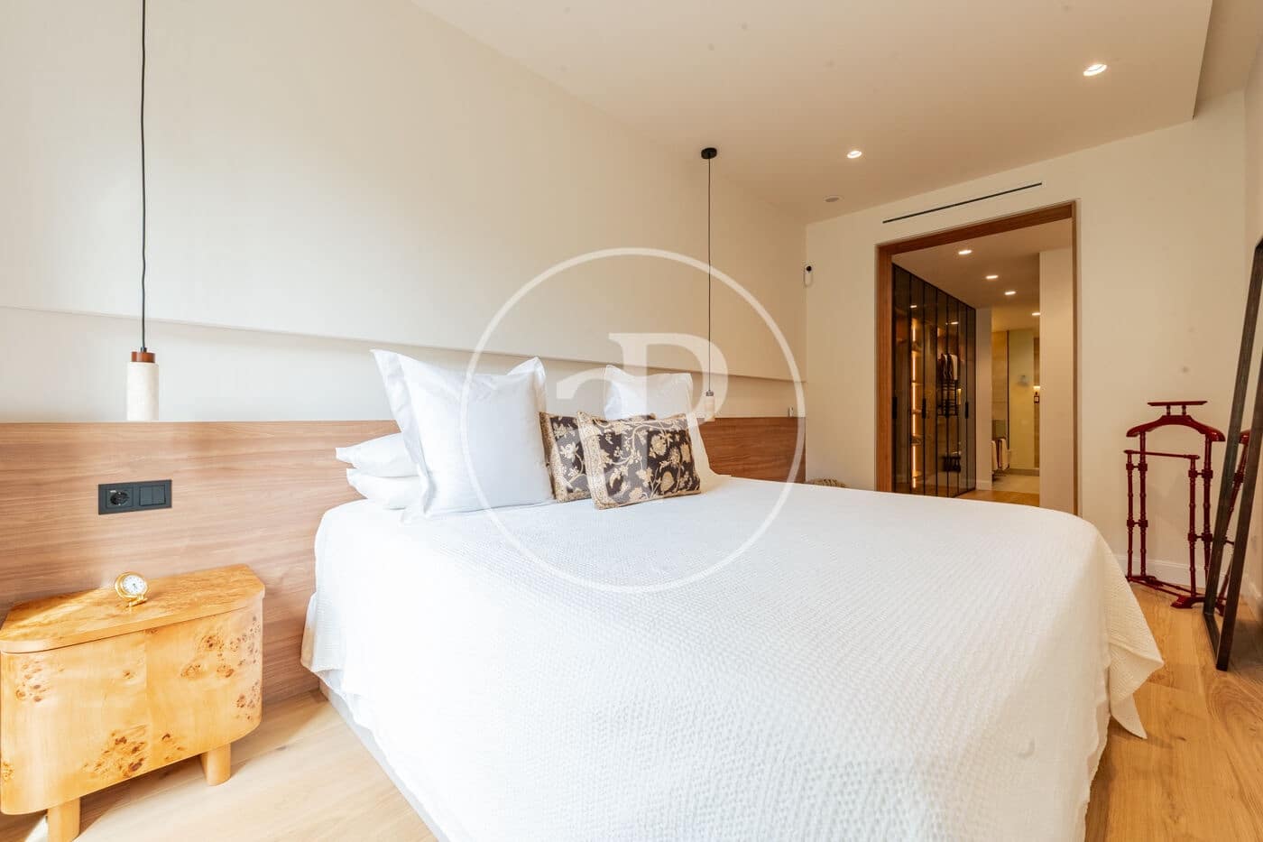 2 bedroom Apartment for sale in Madrid city - € 1,940,000 (Ref: 10135979)