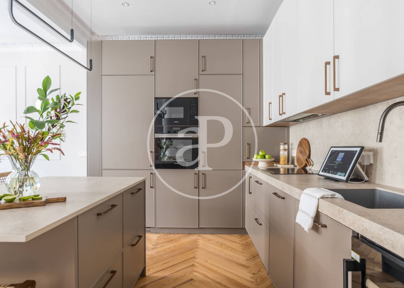 3 quarto Apartamento para venda em Madrid cidade - 2 700 000 € (Ref: 10135980)