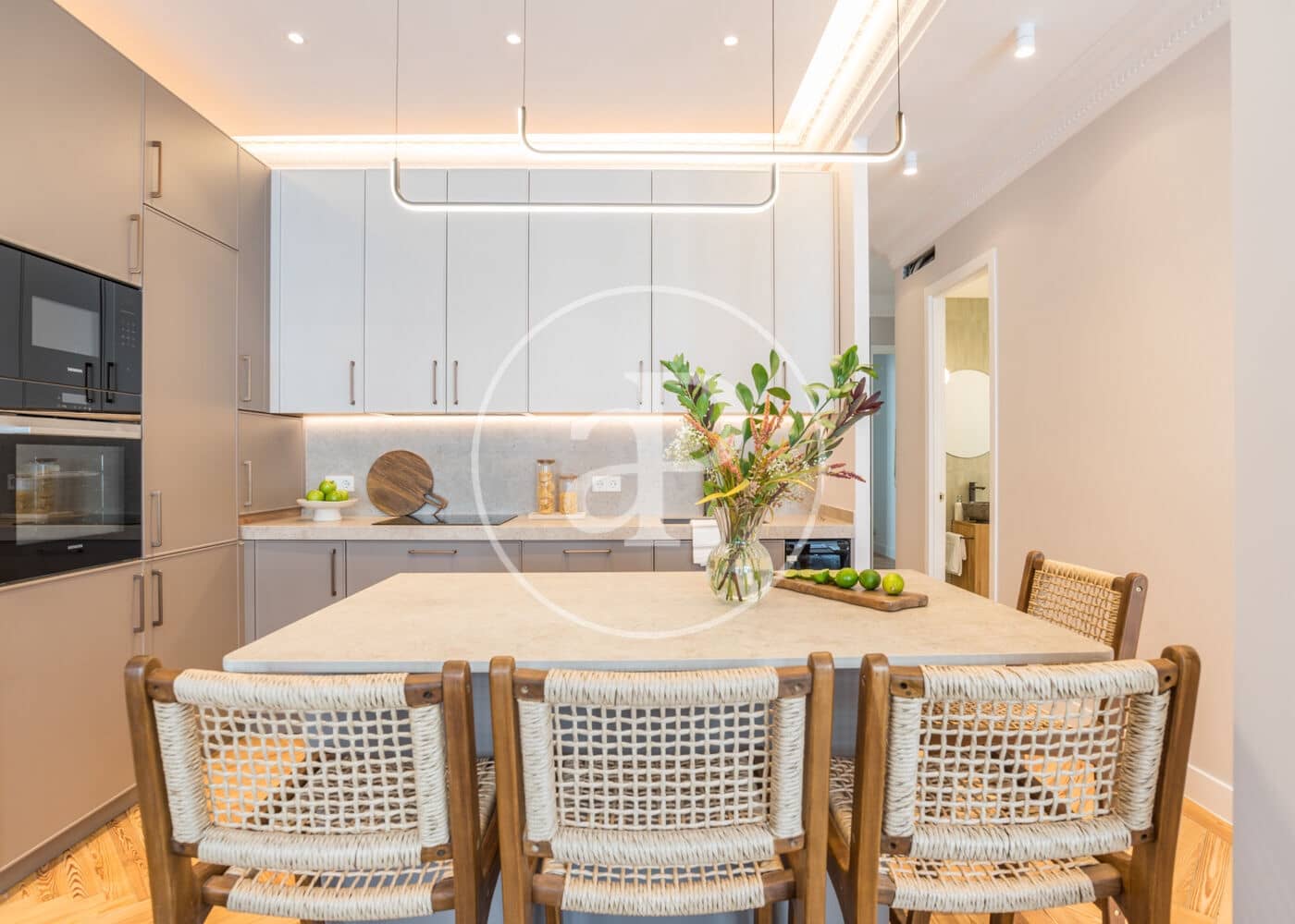 3 quarto Apartamento para venda em Madrid cidade - 2 700 000 € (Ref: 10135980)