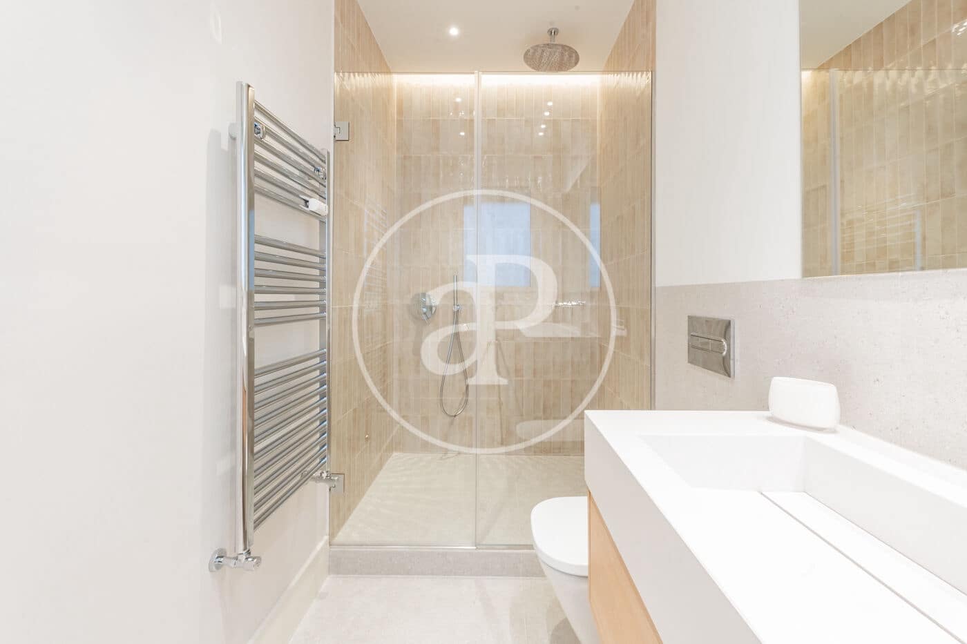 3 soveværelse Lejlighed til salg i Madrid by - € 2.700.000 (Ref: 10135981)