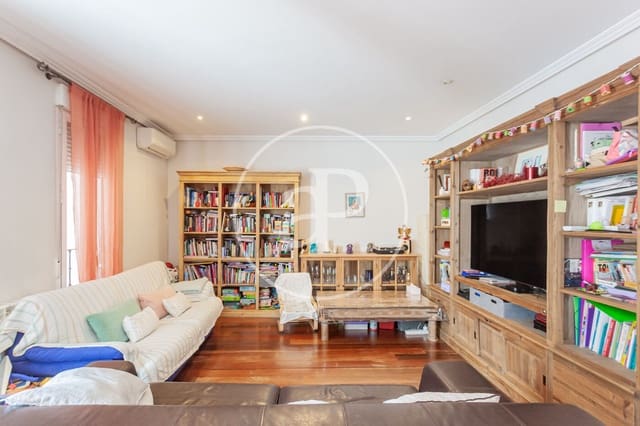 5 bedroom Villa for sale in Pozuelo de Alarcón with pool garage - € 1,860,000 (Ref: 10135982)