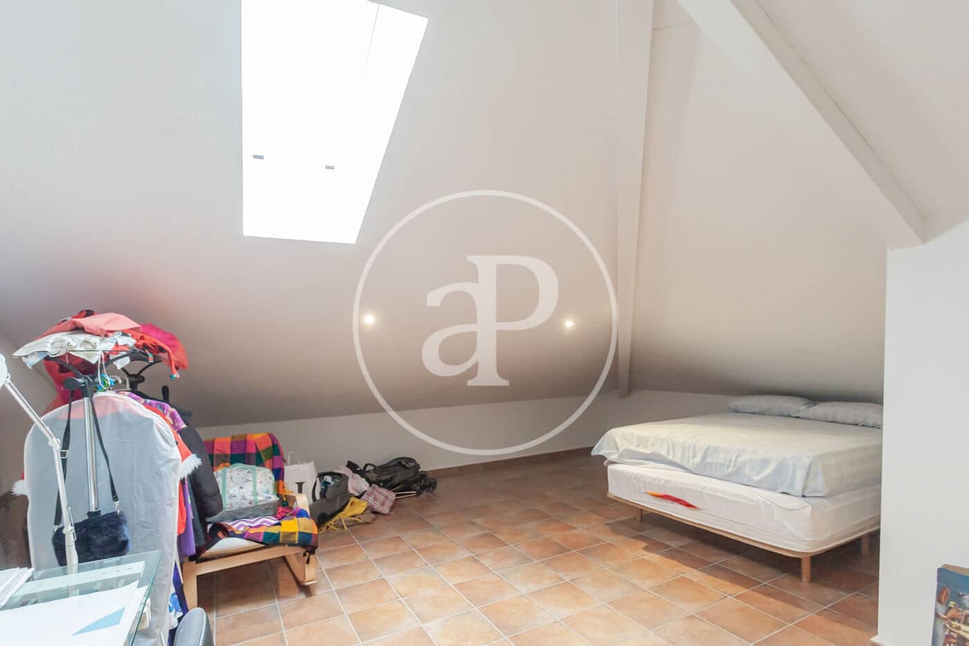 5 bedroom Villa for sale in Pozuelo de Alarcon with pool garage - € 1,860,000 (Ref: 10135982)