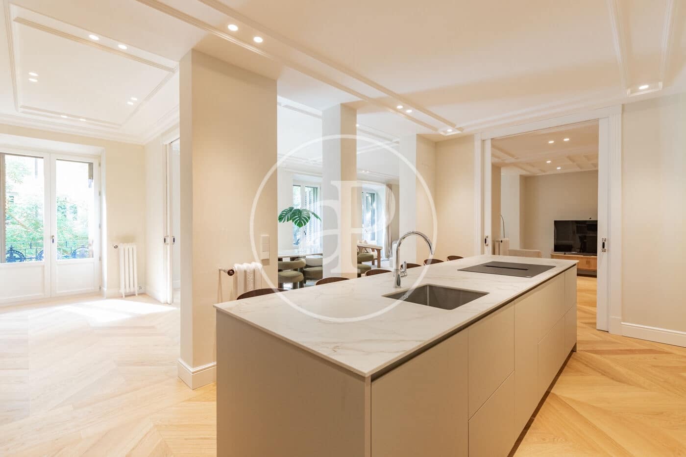 Apartamento de 4 habitaciones en Madrid ciudad en venta - 5.900.000 € (Ref: 10139673)