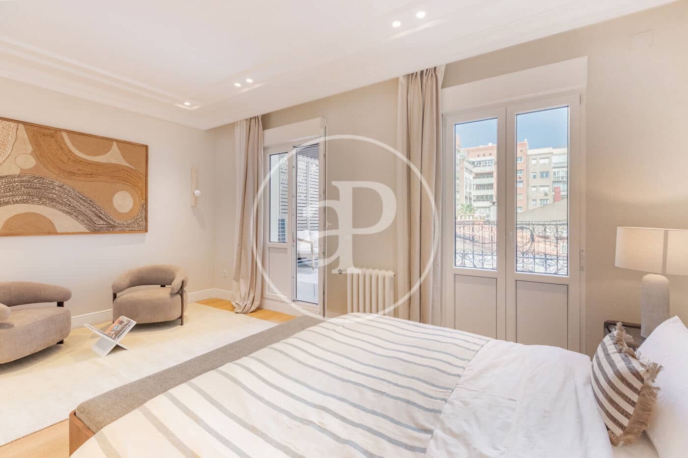 Apartamento de 4 habitaciones en Madrid ciudad en venta - 5.900.000 € (Ref: 10139673)