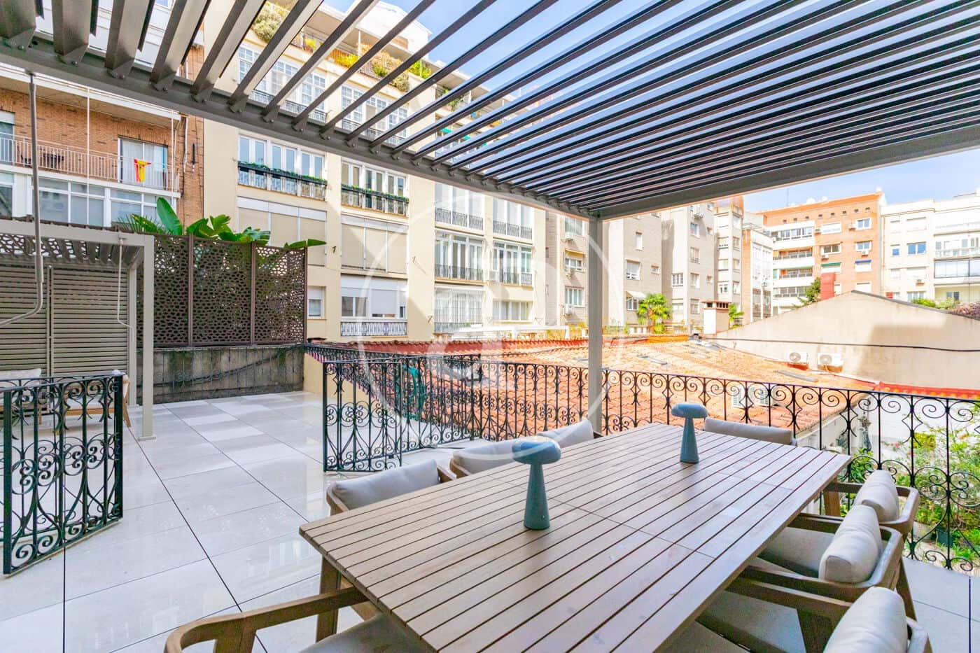 Apartamento de 4 habitaciones en Madrid ciudad en venta - 5.900.000 € (Ref: 10139673)