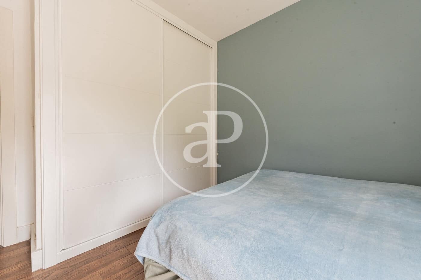 Chalet de 4 habitaciones en Madrid ciudad en venta con garaje - 1.200.000 € (Ref: 10139676)