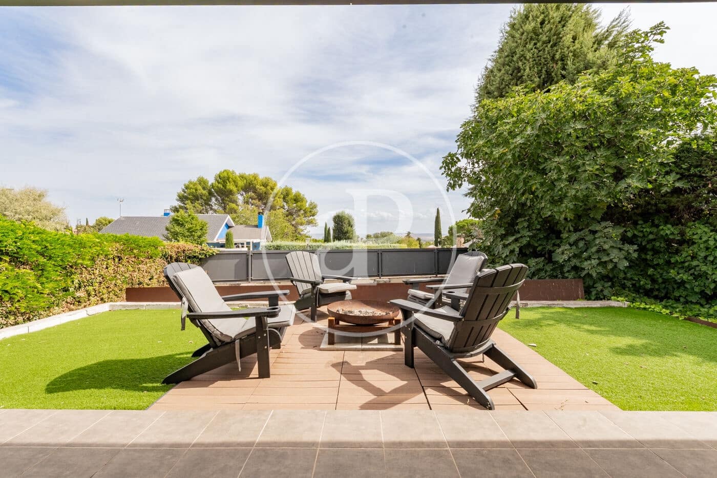Chalet de 4 habitaciones en Madrid ciudad en venta con garaje - 1.200.000 € (Ref: 10139676)