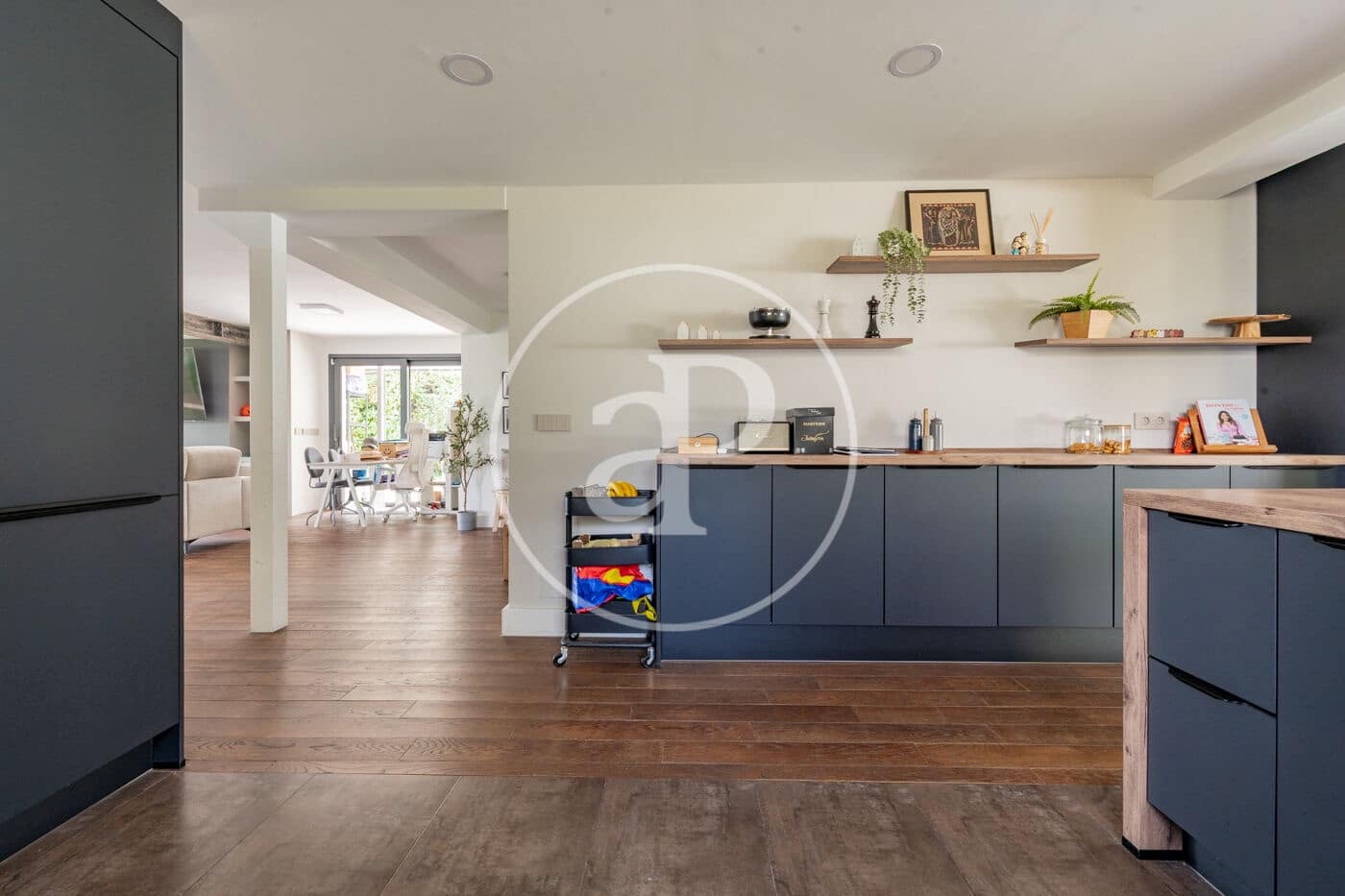 Chalet de 4 habitaciones en Madrid ciudad en venta con garaje - 1.200.000 € (Ref: 10139676)