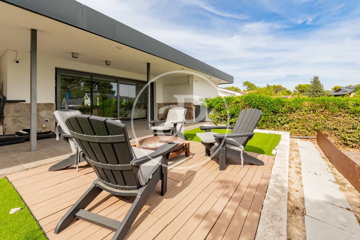 Chalet de 4 habitaciones en Madrid ciudad en venta con garaje - 1.200.000 € (Ref: 10139676)