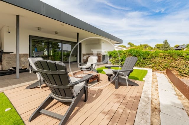 4 soverom Villa til salgs i Aeropuerto, Madrid by med garasje - € 1 200 000 (Ref: 10139676)