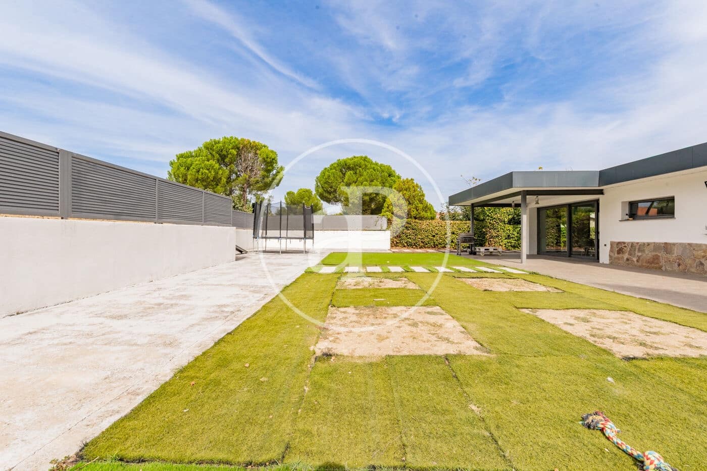 Chalet de 4 habitaciones en Madrid ciudad en venta con garaje - 1.200.000 € (Ref: 10139676)