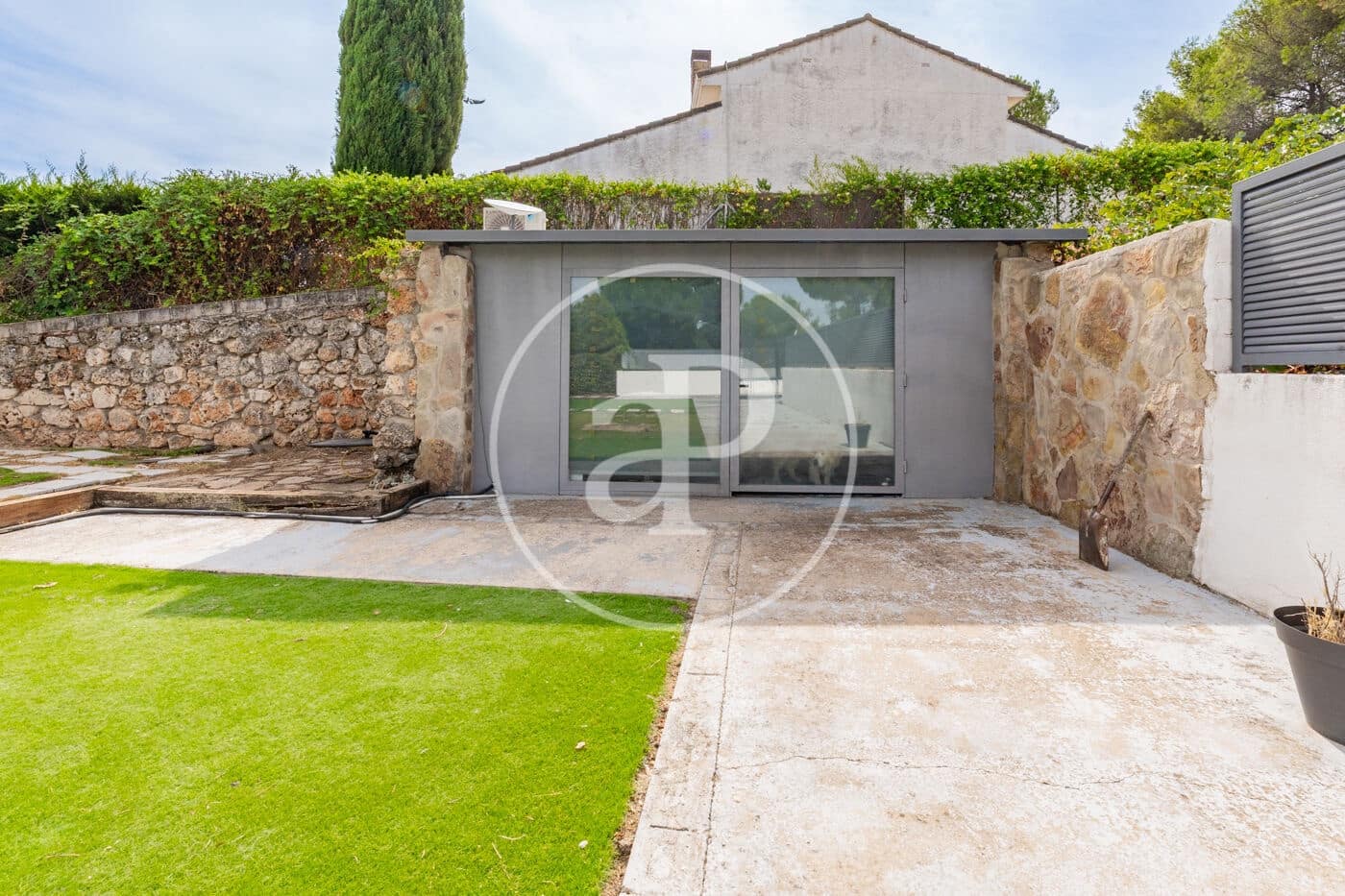 Chalet de 4 habitaciones en Madrid ciudad en venta con garaje - 1.200.000 € (Ref: 10139676)