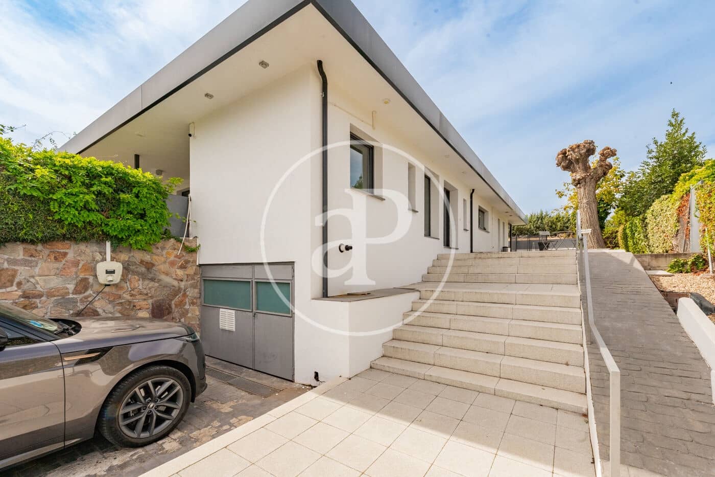 Chalet de 4 habitaciones en Madrid ciudad en venta con garaje - 1.200.000 € (Ref: 10139676)