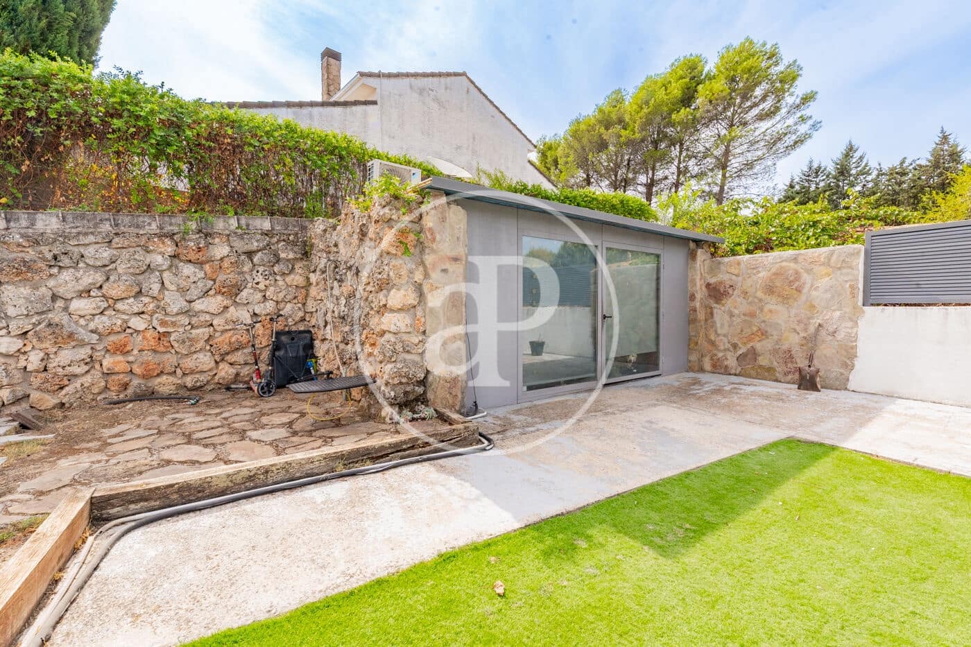 Chalet de 4 habitaciones en Madrid ciudad en venta con garaje - 1.200.000 € (Ref: 10139676)