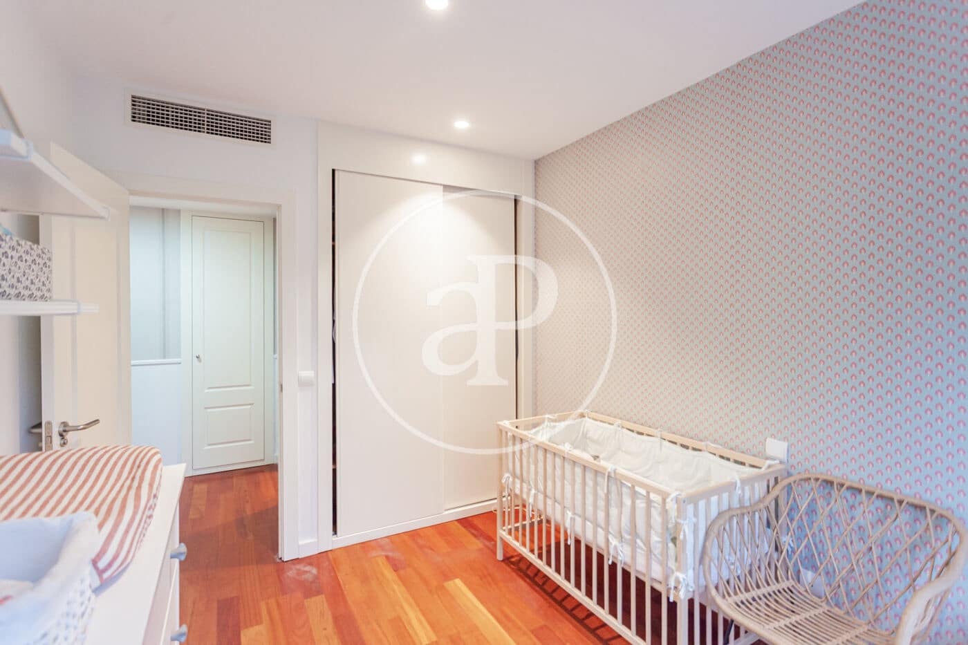 4 soverom Leilighet til salgs i Madrid by med svømmebasseng garasje - € 1 300 000 (Ref: 10142419)