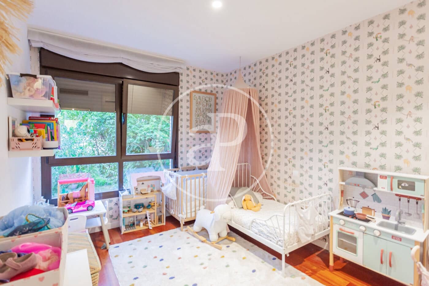 4 soverom Leilighet til salgs i Madrid by med svømmebasseng garasje - € 1 300 000 (Ref: 10142419)