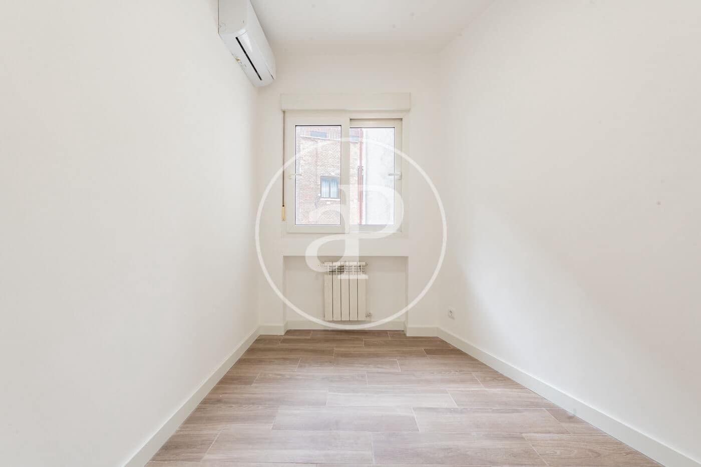 3 soveværelse Lejlighed til leje i Madrid by - € 2.200 (Ref: 10142420)