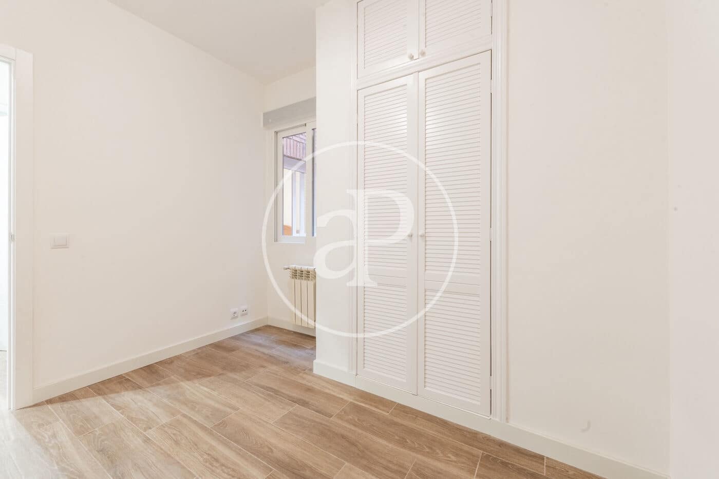 3 soveværelse Lejlighed til leje i Madrid by - € 2.200 (Ref: 10142420)