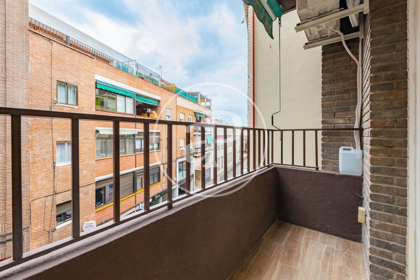 3 soveværelse Lejlighed til leje i Madrid by - € 2.200 (Ref: 10142420)