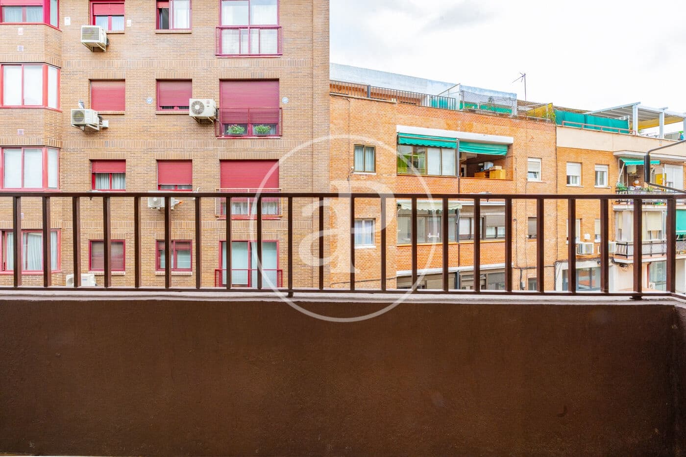 3 soveværelse Lejlighed til leje i Madrid by - € 2.200 (Ref: 10142420)