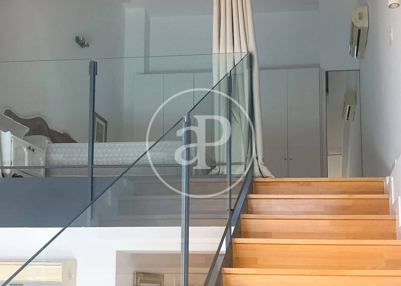 1 soveværelse Villa til salg i San Sebastian de los Reyes med swimmingpool garage - € 380.000 (Ref: 10142422)