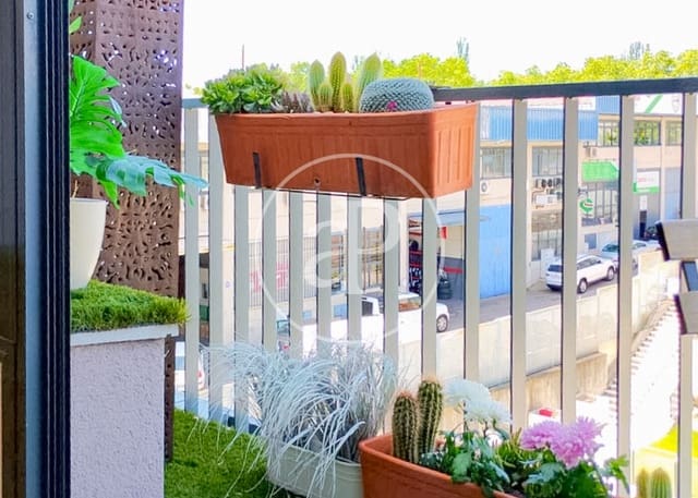 1 quarto Moradia para venda em San Sebastián de los Reyes com piscina garagem - 380 000 € (Ref: 10142422)