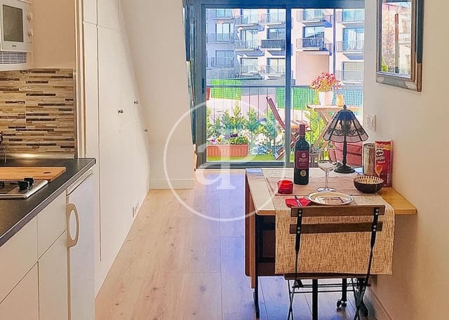 1 quarto Moradia para venda em San Sebastián de los Reyes com piscina garagem - 380 000 € (Ref: 10142422)