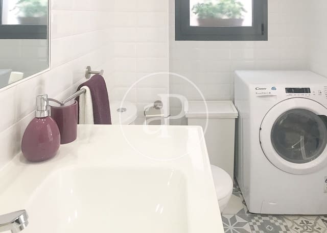 1 quarto Moradia para venda em San Sebastián de los Reyes com piscina garagem - 380 000 € (Ref: 10142422)