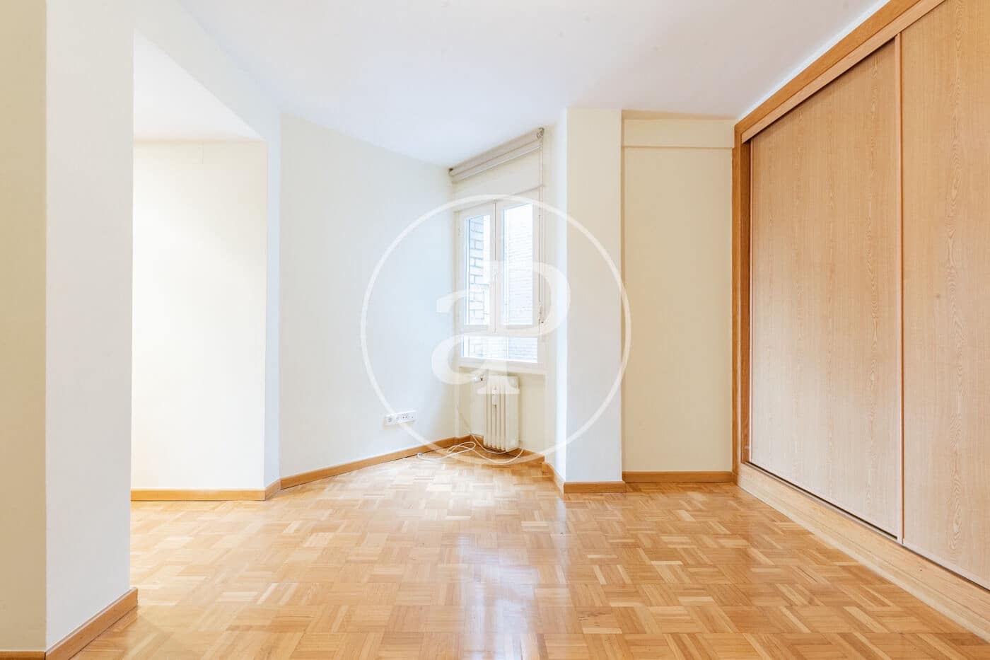 3 Zimmer Apartment zu vermieten in Madrid Stadt mit Garage - 3.200 € (Ref: 10147037)