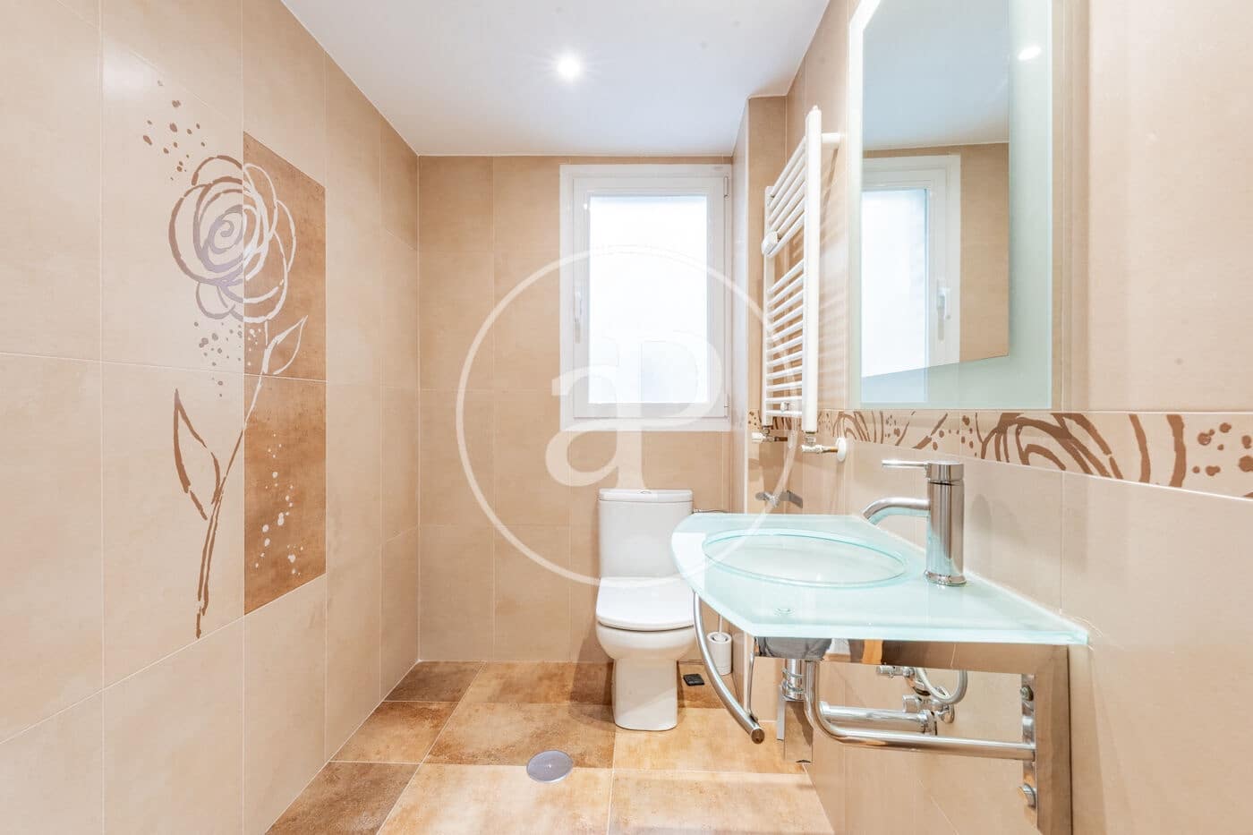 3 Zimmer Apartment zu vermieten in Madrid Stadt mit Garage - 3.200 € (Ref: 10147037)