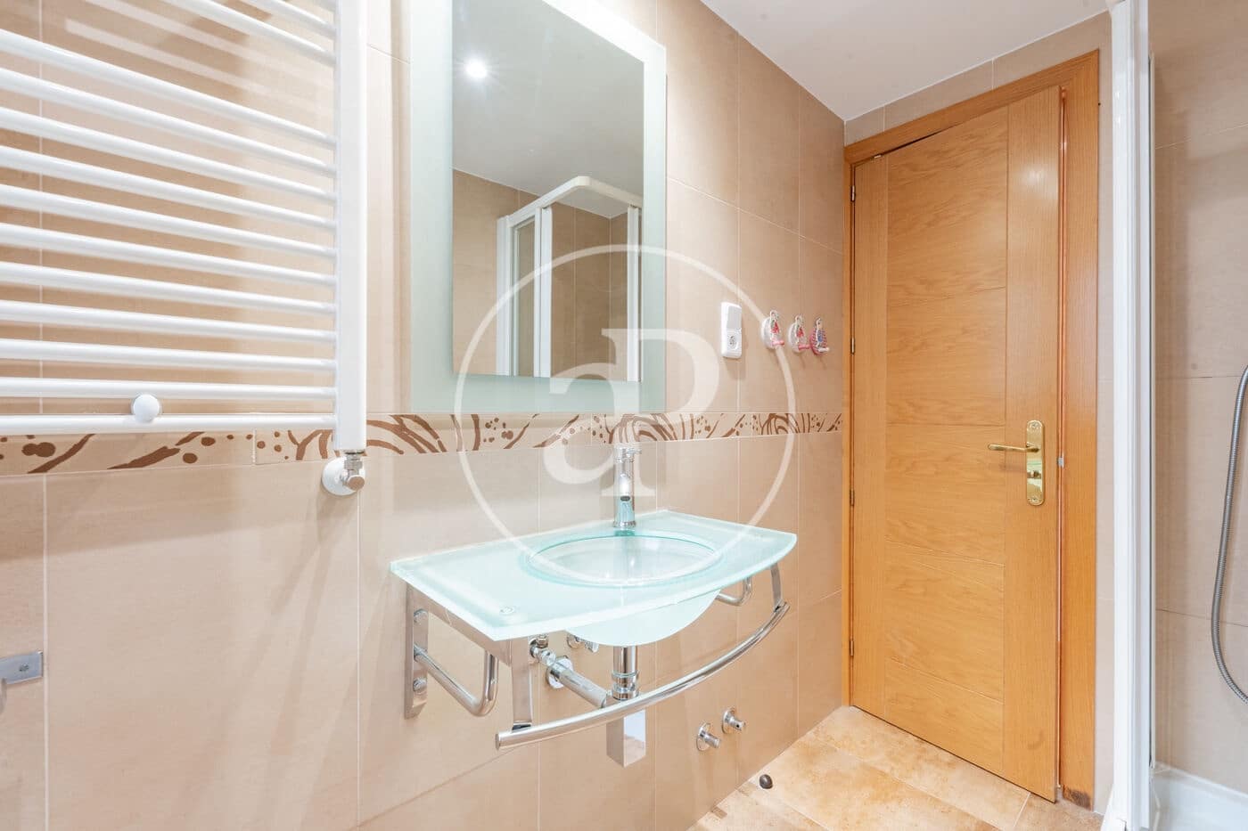 3 Zimmer Apartment zu vermieten in Madrid Stadt mit Garage - 3.200 € (Ref: 10147037)