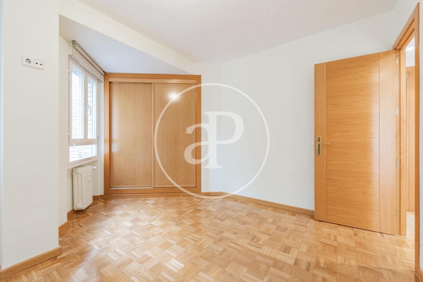 3 Zimmer Apartment zu vermieten in Madrid Stadt mit Garage - 3.200 € (Ref: 10147037)