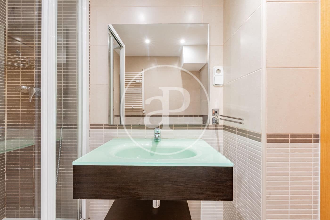 3 Zimmer Apartment zu vermieten in Madrid Stadt mit Garage - 3.200 € (Ref: 10147037)