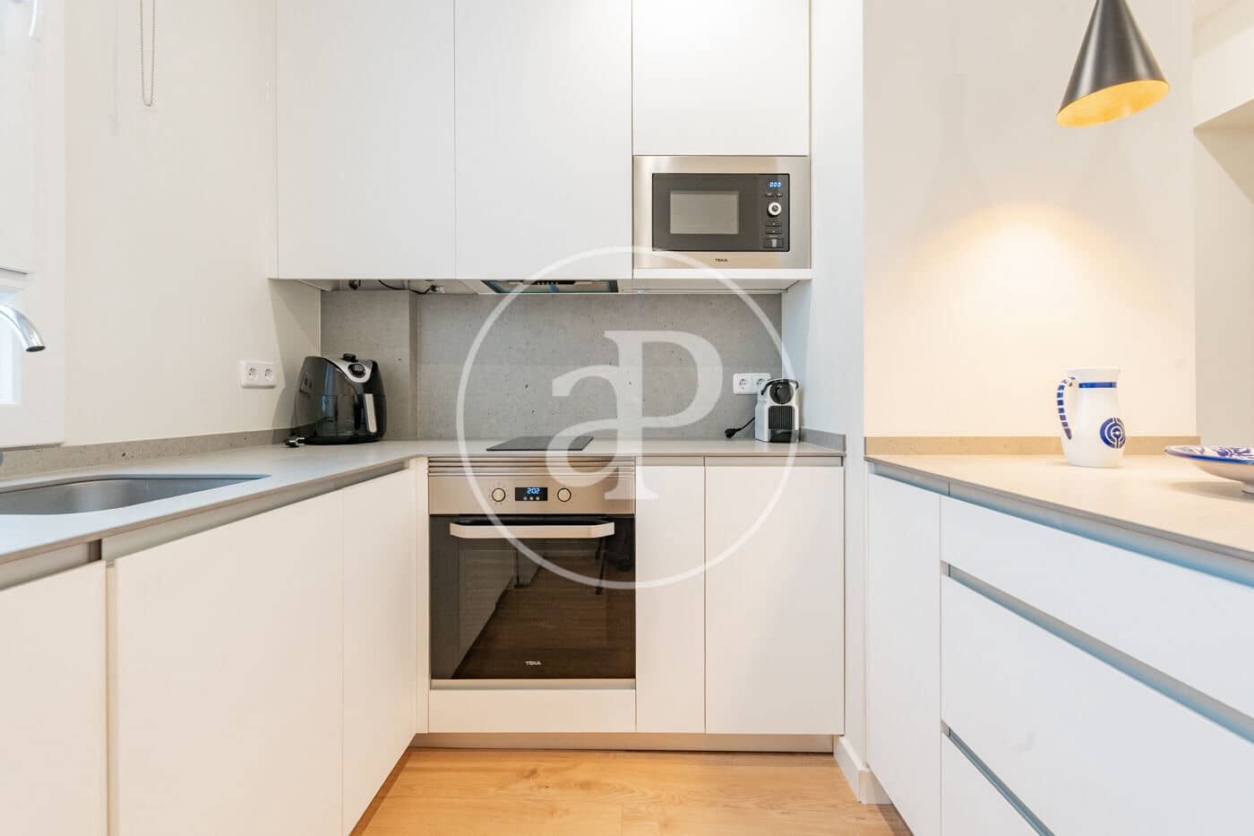 1 quarto Apartamento para venda em Madrid cidade - 450 000 € (Ref: 10147041)