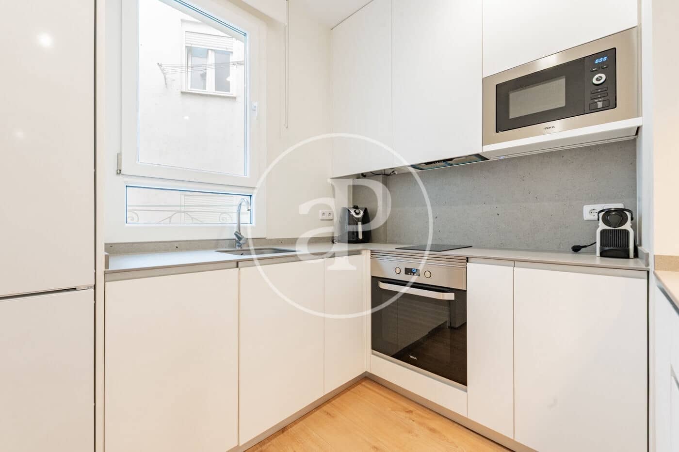 1 quarto Apartamento para venda em Madrid cidade - 450 000 € (Ref: 10147041)