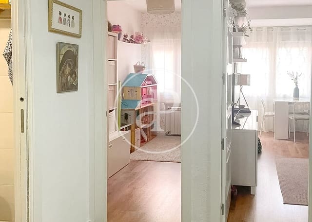 3 makuuhuone Huoneisto myytävänä paikassa Cuatro Caminos, Madrid kaupunki - 590 000 € (Ref: 10147042)