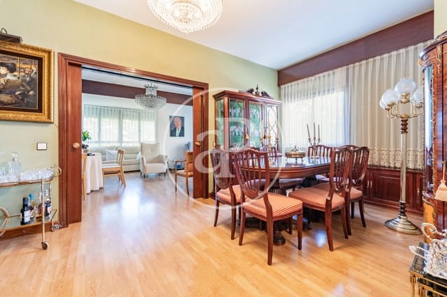 5 chambre Appartement à vendre à Ciudad Universitaria, Madrid ville avec garage - 1 750 000 € (Ref: 10148802)