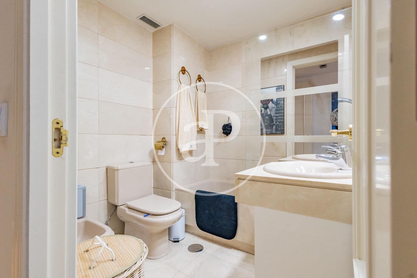 5 sovrum Lägenhet till salu i Madrid stad med pool - 1 350 000 € (Ref: 10148804)